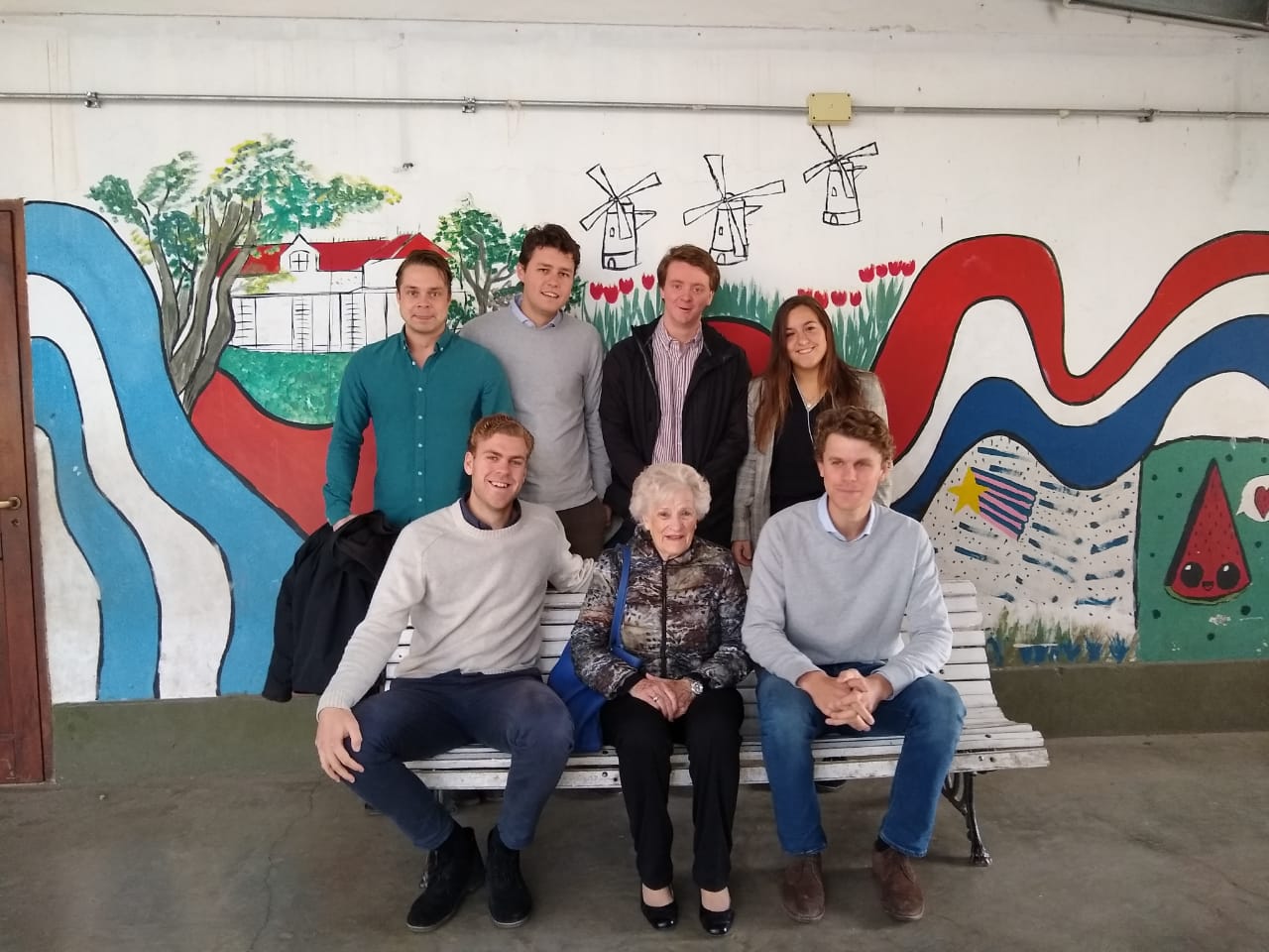 Ingenieros holandeses visitan la ciudad y recorren sitios de la comunidad