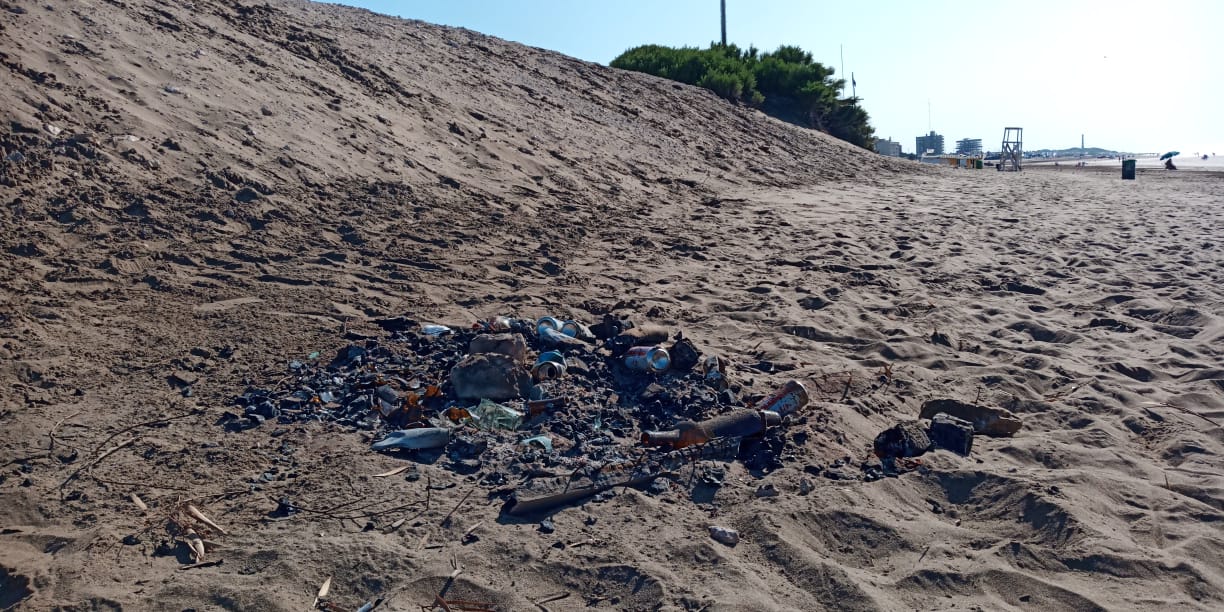 No aprenden más: quemaron bajadas en Dunamar