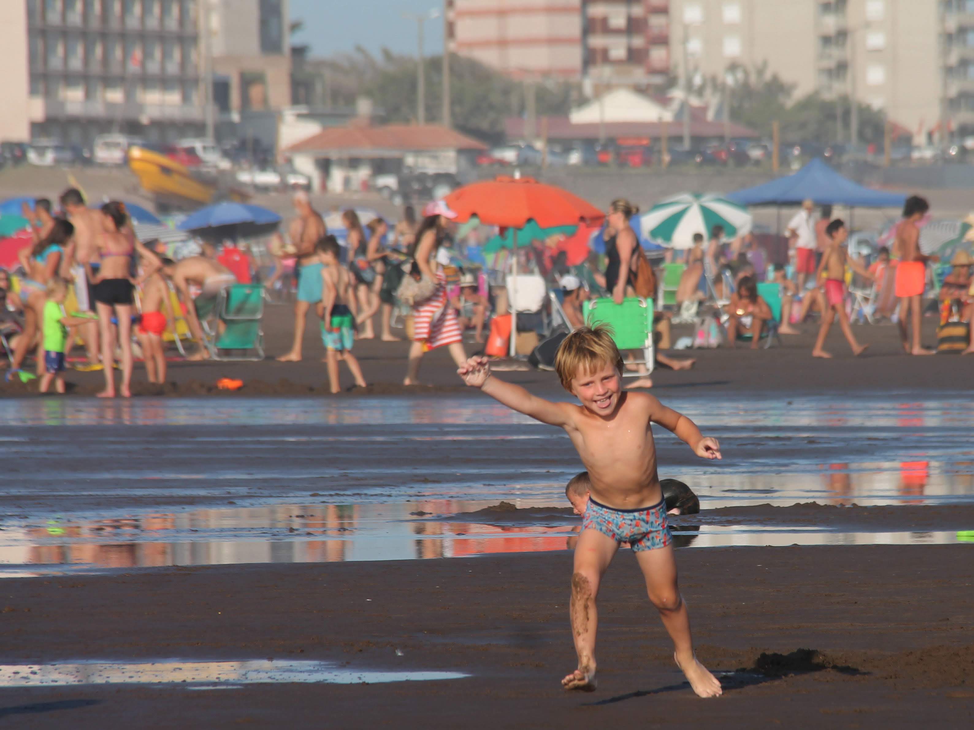 ¡Arriba el verano! un domingo a pura playa y diversión