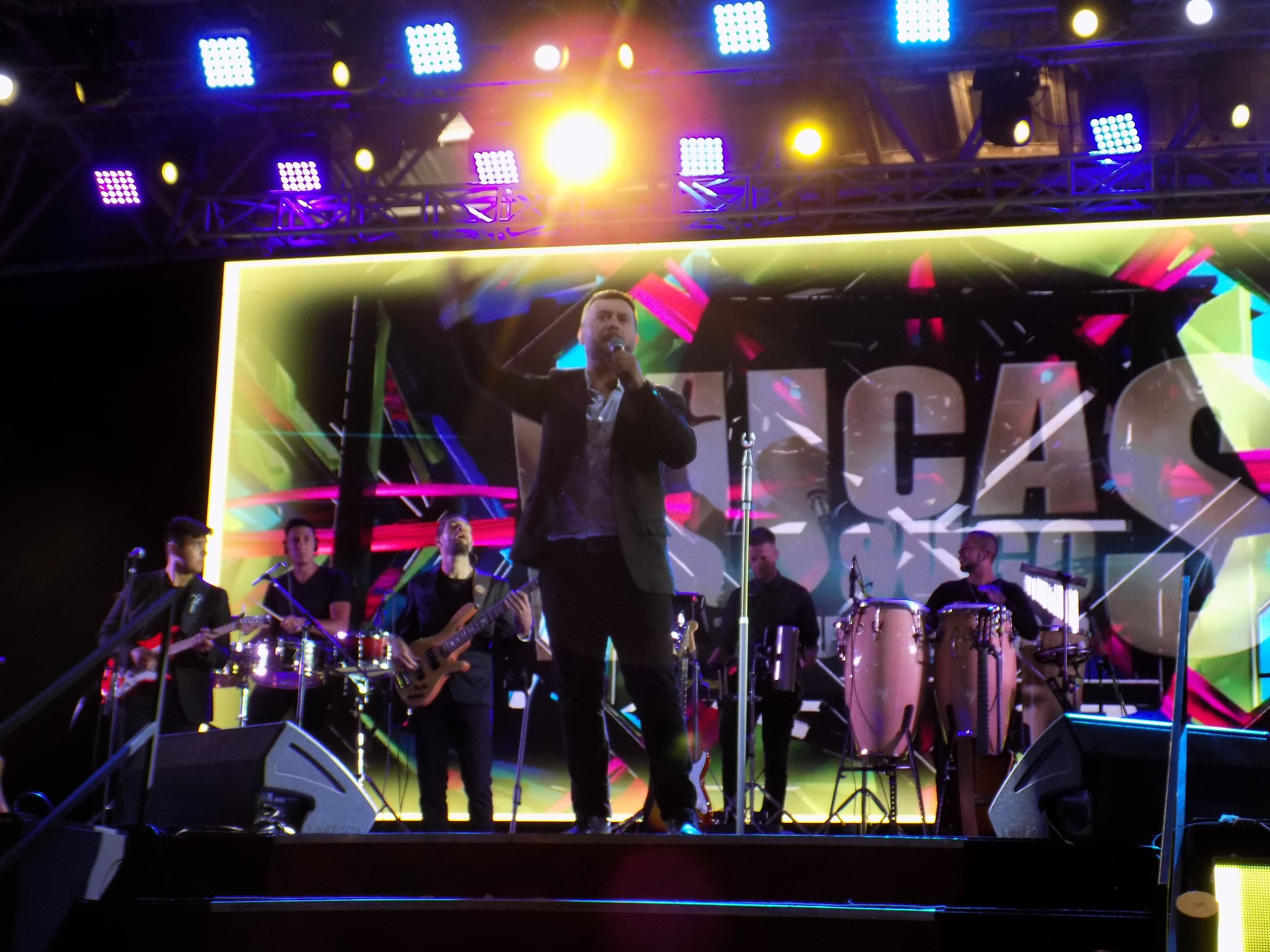 Con todo el ritmo, Lucas Sugo coronó una nueva Fiesta del Trigo