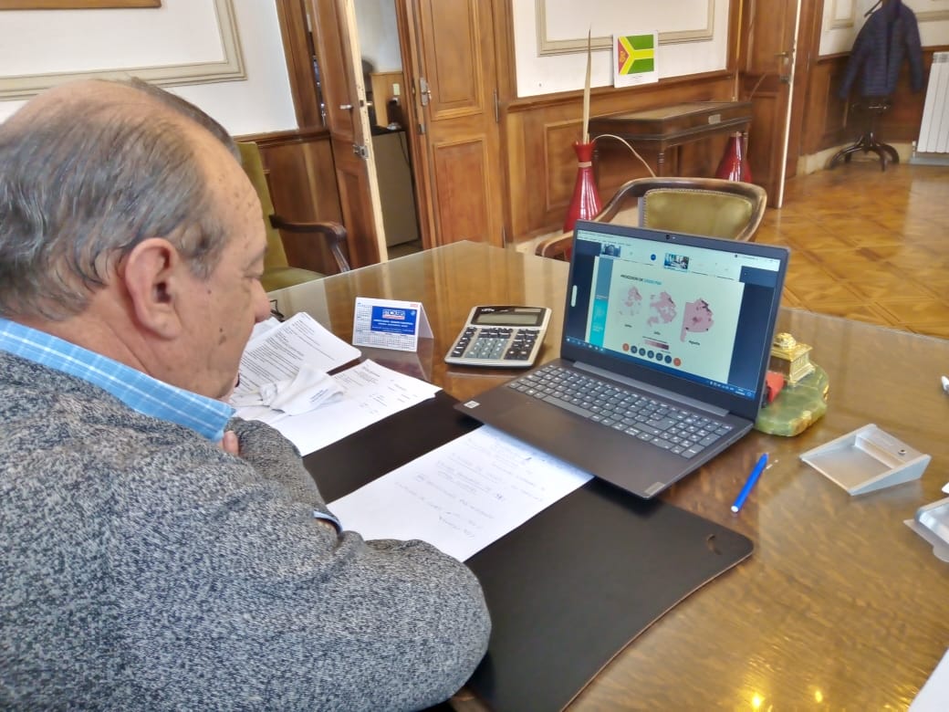 Sánchez mantuvo reunión virtual con el Gobernador y otros Intendentes