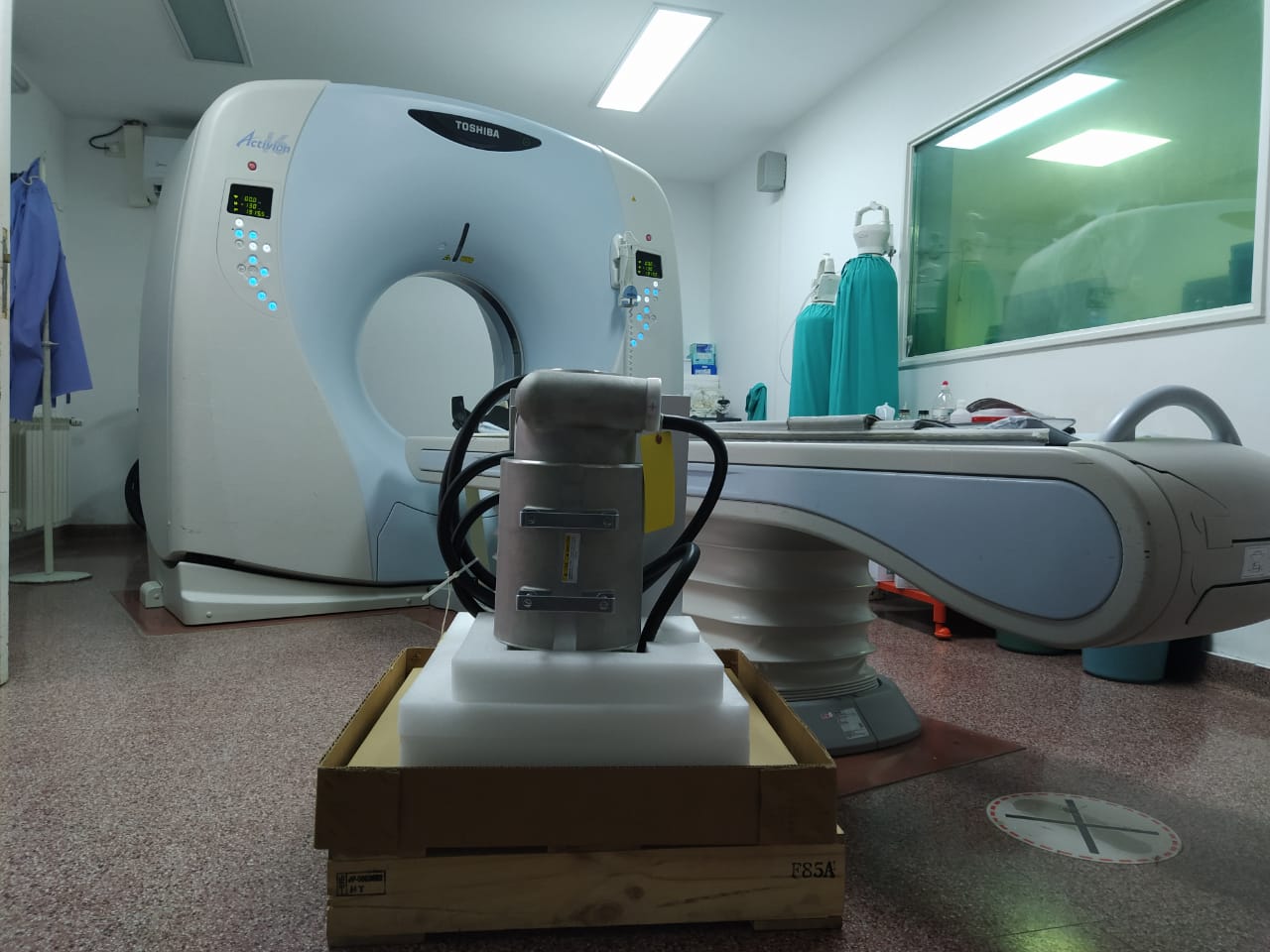 Tras reemplazar un tubo, reanudan el funcionamiento del tomógrafo
