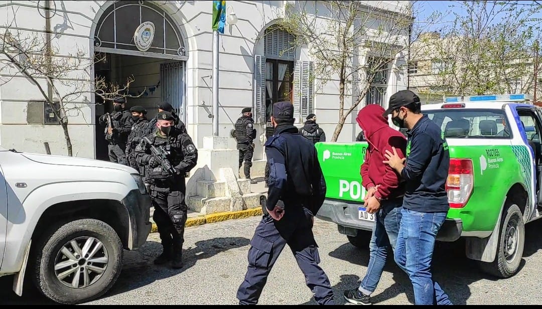 Detenidos y cocaína incautada tras ocho allanamientos por narcotráfico