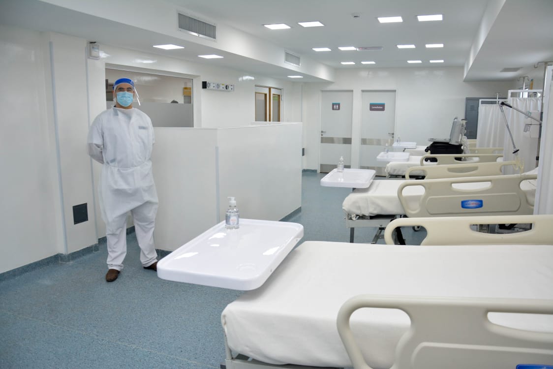 Gollán: «no estamos en la pospandemia, hay que cumplir con todas la normas y protocolos»