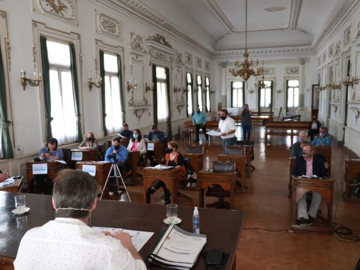 Presupuesto 2021: el lunes definirían el día para tratar la iniciativa