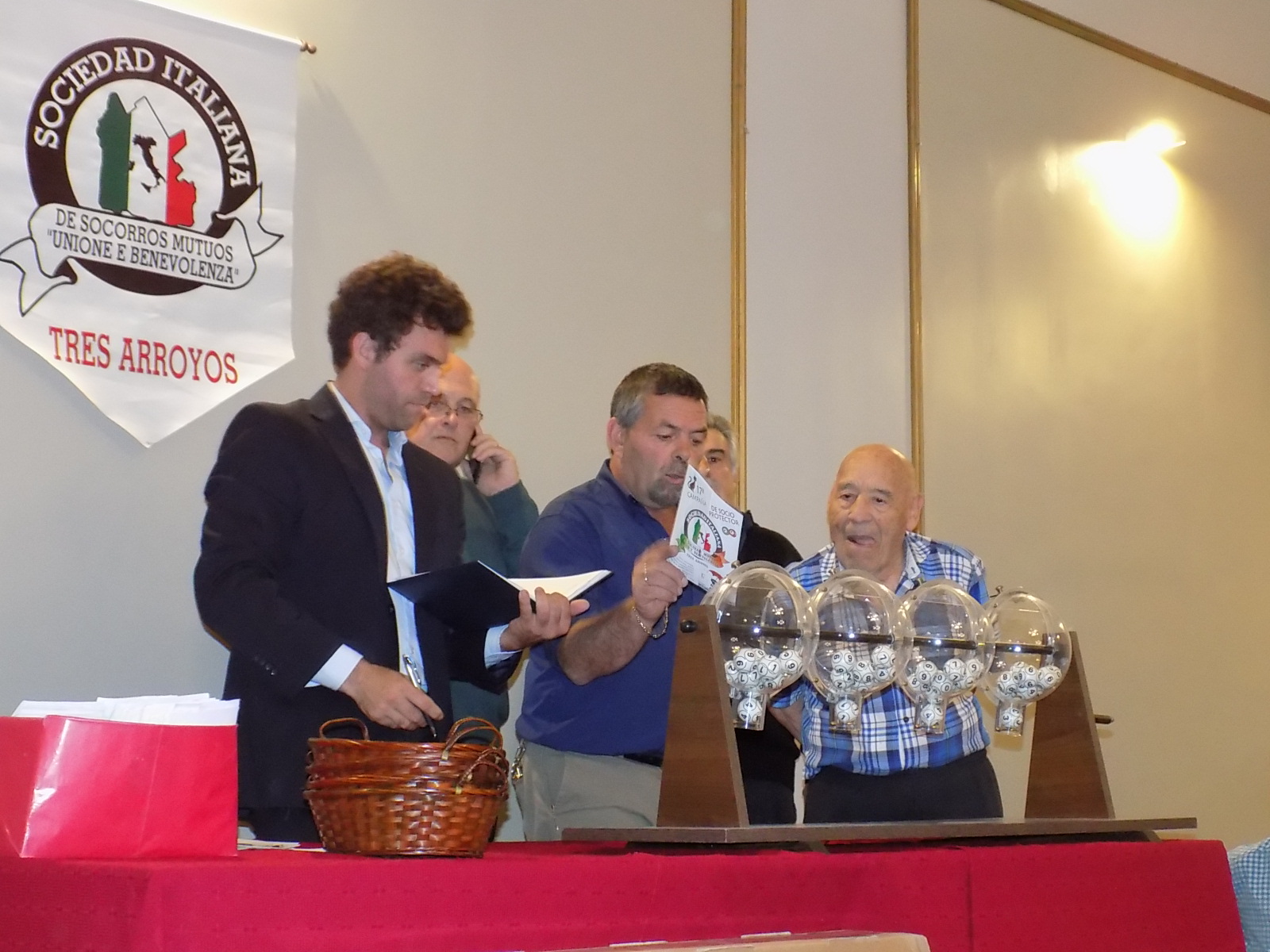 El 29 venidero tendrá lugar el sorteo trimestral de la Sociedad Italiana