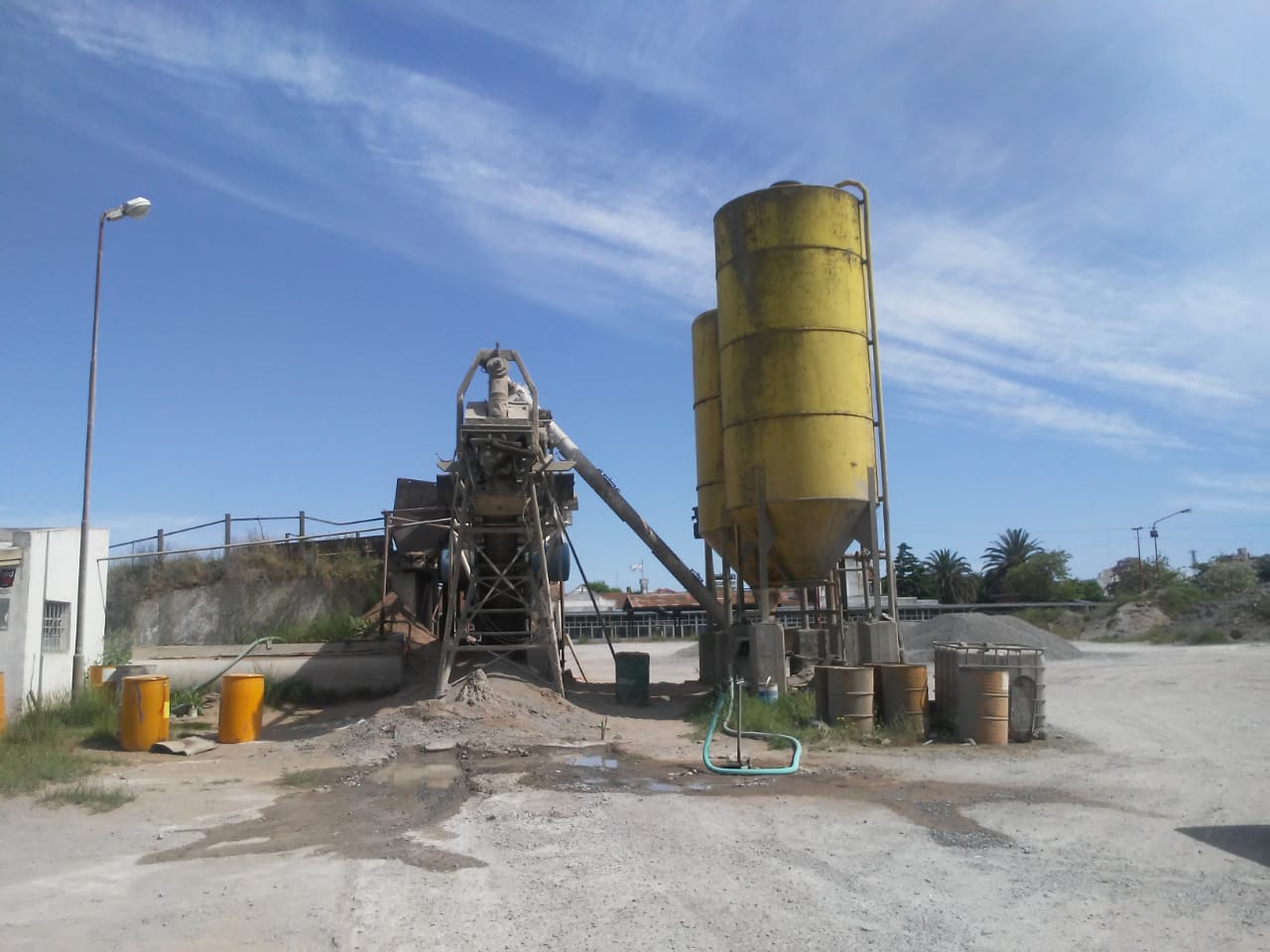 Fusión ALFA – Consorcio Pavimentador: podrían relocalizar la operación en el Parque Industrial o la planta de silos