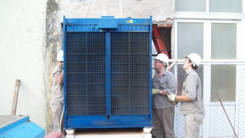 El viernes, corte de energía en zona céntrica por conexión de un edificio