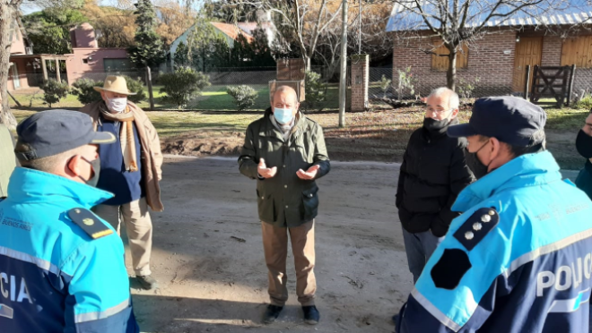 Sánchez y funcionarios visitaron Reta y recorrieron obras