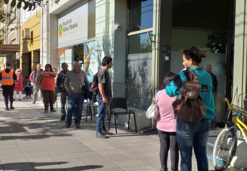 Jubilados y pensionados bonaerenses cobrarán sus haberes de julio a partir del jueves