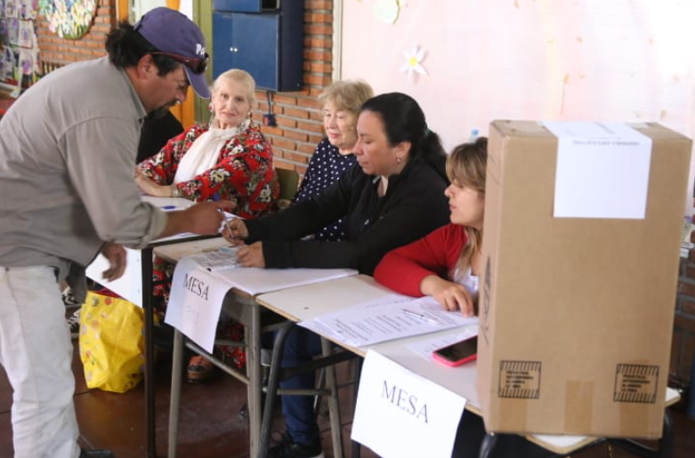 PASO: uno de cada cuatro cambia el lugar de votación y recomiendan consultar padrón