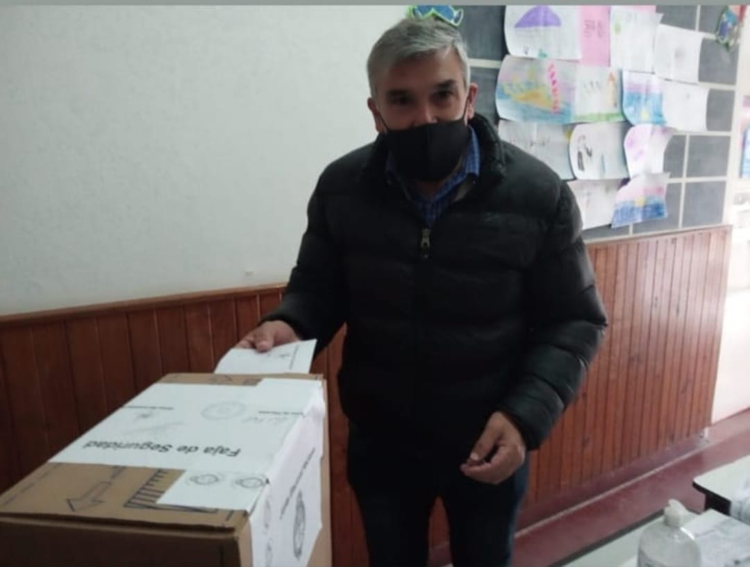 Votaron Ávila, Elgart, Del Águila, Ambrosius y De Grazia y los precandidatos a consejeros Espelet y Gándara