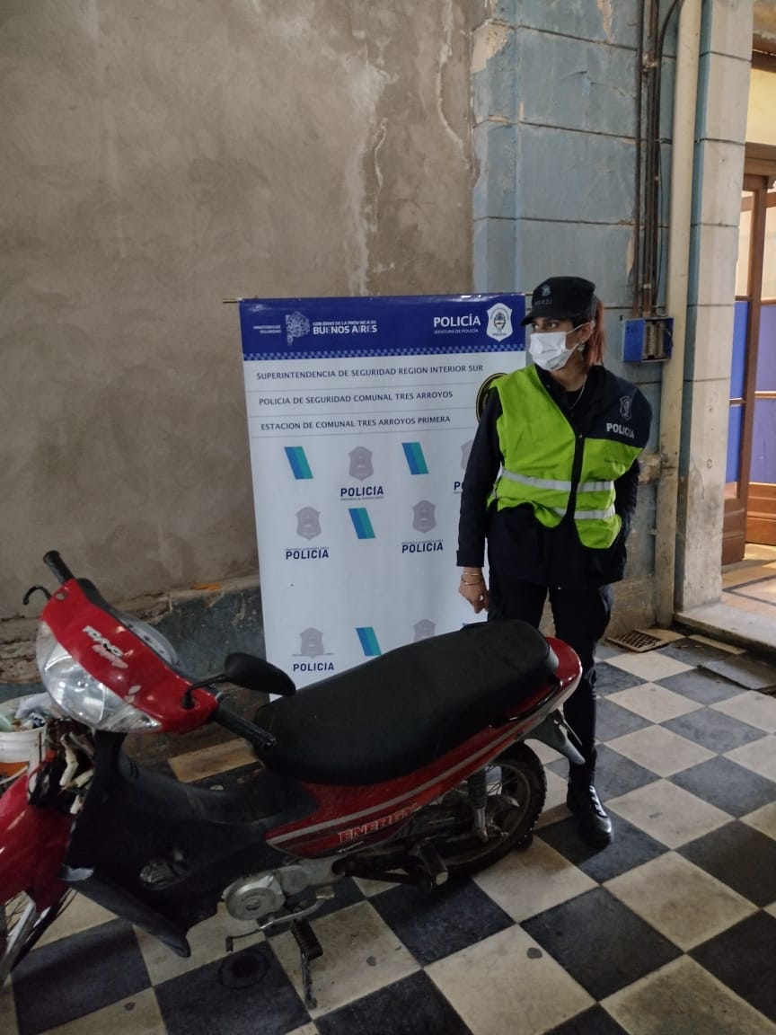 Dos menores robaron una moto pero fueron aprehendidos