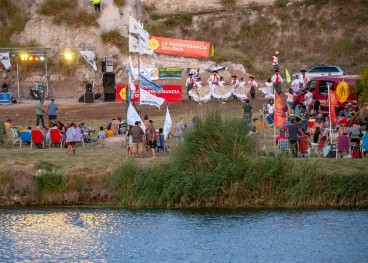 El Festival del Río Quequén Salado tiene himno