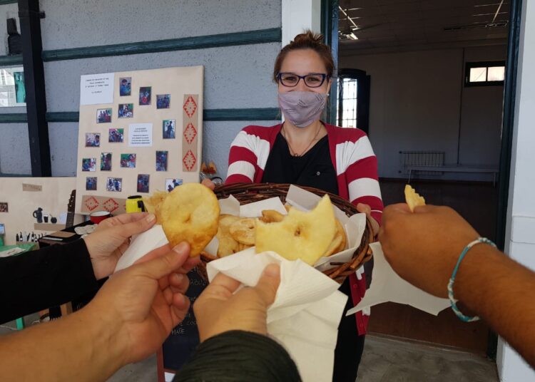 Iniciaron una exposición artística en La Estación con motivo del Mes de la Tradición
