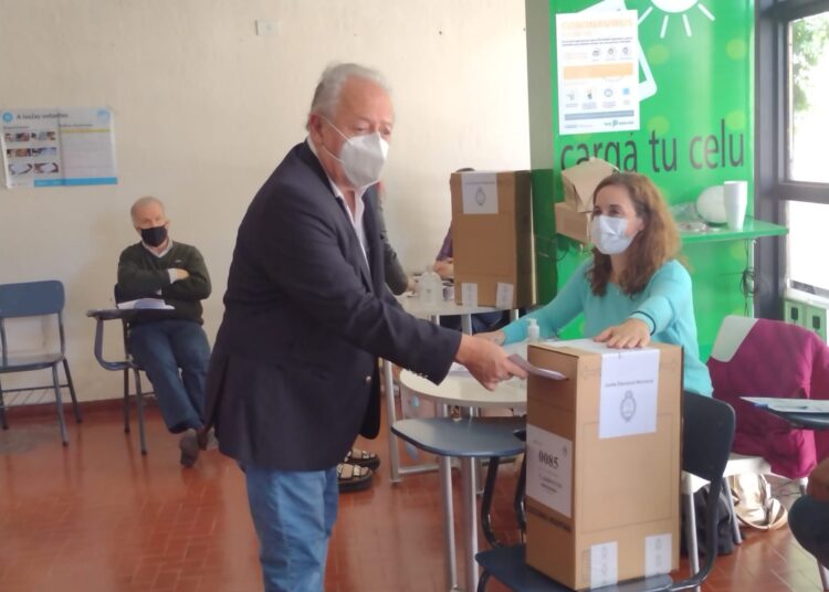 Votó «Cuto» Moreno: «la gente sabe lo que hiciste y lo que no, lo que trajiste y lo que no», expresó