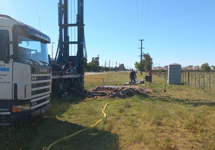 Iniciaron la perforación de un pozo en El Ciclista para reforzar la red de agua