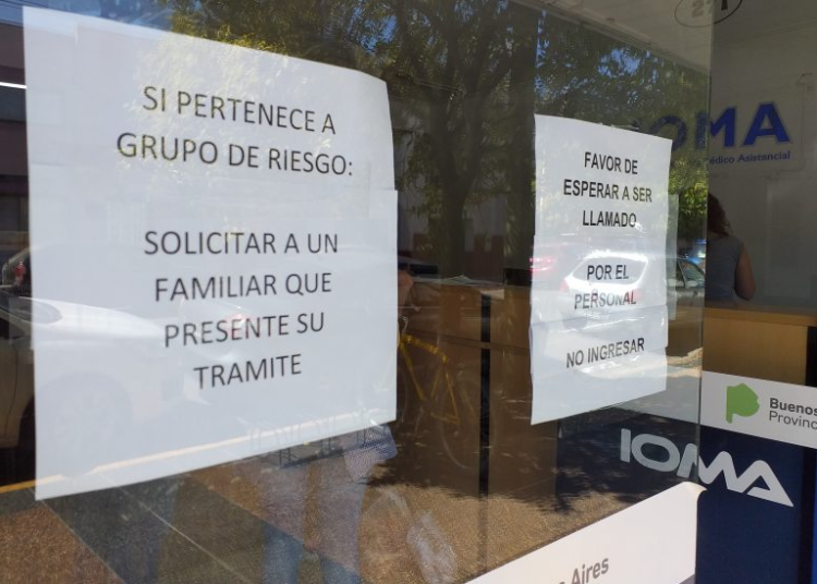 Amplían la licencia por maternidad y paternidad para estatales bonaerenses