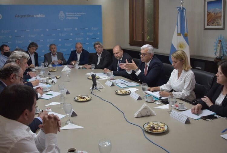 Carne: ampliarán la exportación pero se mantendrán vedados los cortes parrilleros