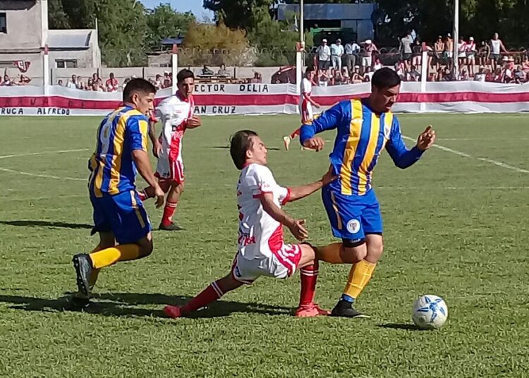 En el Vassolo se juega la segunda final por el ascenso