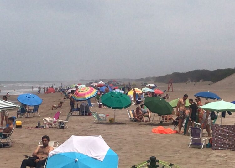 En el inicio de la temporada, insisten en prestar atención al ingresar al mar