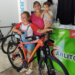 El Show de la Mañana y Casa Carlitos entregaron una flamante bicicleta