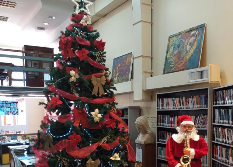 Papá Noel estará del 20 al 23 en la Biblioteca Cacuri para sacarse fotos y recibir cartitas