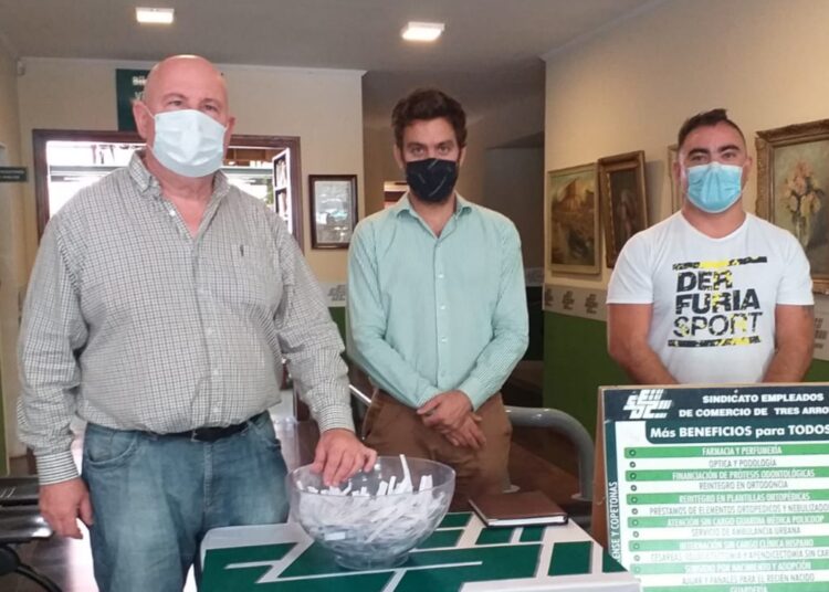 Empleados de Comercio sorteó diez ordenes de compra de $15 mil cada una