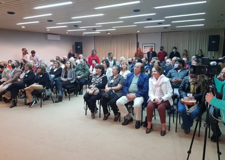 Concretaron la donacion de la Cooperativa de Cascallares a quince entidades por casi $16 millones