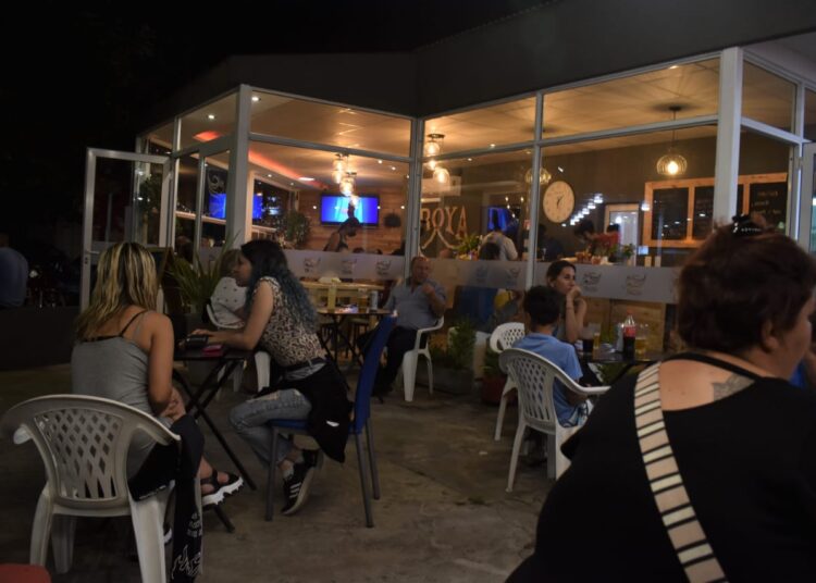 Hasta la madrugada, Troya te espera para que sacies tu apetito