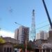 Desarman una antena en pleno centro y se complica el tránsito