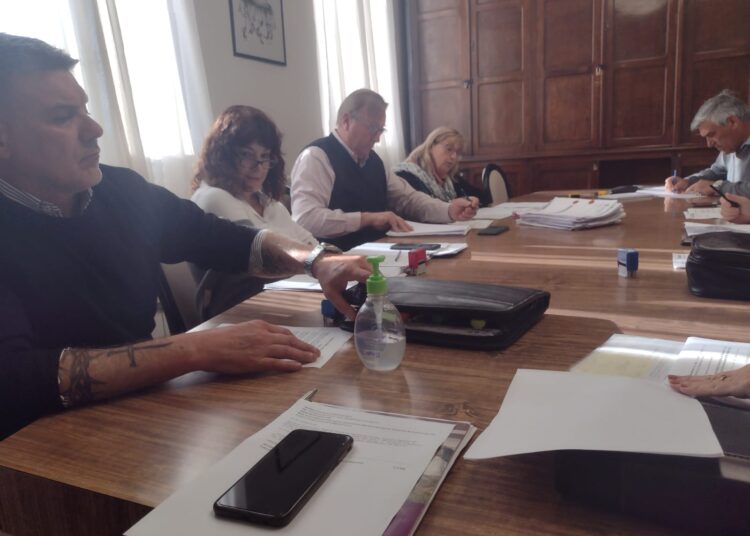 Paradores, capítulo un millón: «no llegaremos a que estén todos para la próxima temporada», critican en el radicalismo