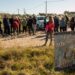 Quejas y malestar por el alambrado en el Quequén Salado