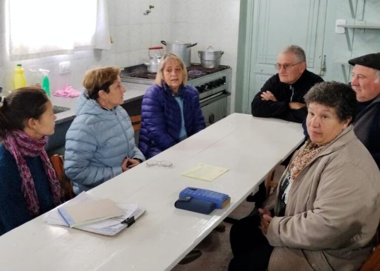 Cittadino se reunió con integrantes de la junta vecinal del barrio Escuela 18