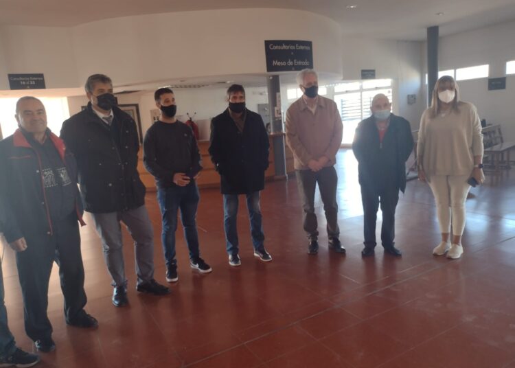 Luz y Fuerza entregó donaciones a la Comisión de Amigos del Hospital Pirovano