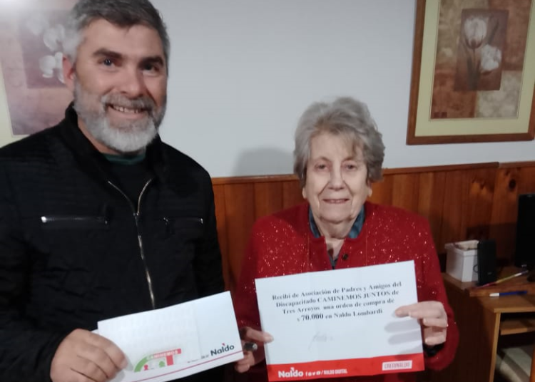Caminemos Juntos entregó el primer premio de la campaña de socios