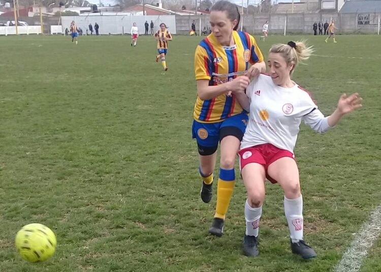 Huracán y Argentino ganan, gustan y siguen arriba en el Oficial del Femenino