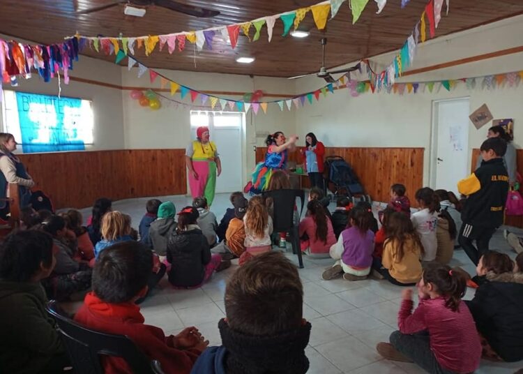 Puentes de la Infancia festejó el Día del Niño en Villa Italia y se extenderá al Municipal y el Olimpo