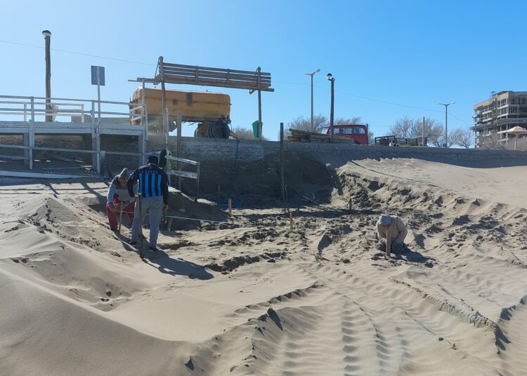 Claromecó: iniciaron construcción de una nueva rampa accesible