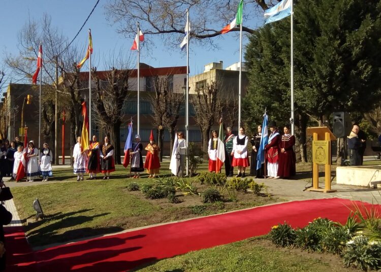 Desarrollaron un nuevo acto por el Día del Inmigrante