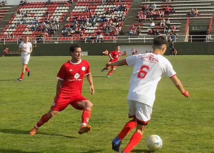 Quilmes no pudo mantener la punta y fue alcanzado por Huracán, Boca y El Nacional