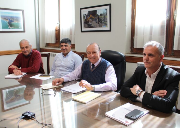 Interpelación por el exBorneo, episodio (casi) final: «esto está armado para ver quién la tiene más larga», disparó Sánchez tras ratificar que no concurrirá