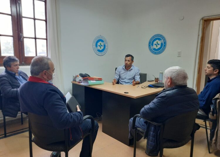 Evalúan qué obras se desarrollarán el año venidero en el Hospital