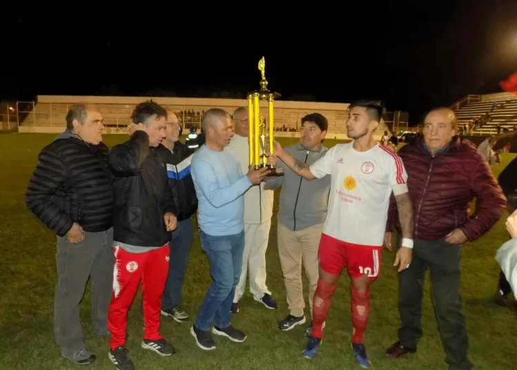 Huracán sumó la estrella 38 tras consagrarse en los penales