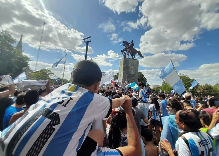 ¡SOMOS CAMPEONES DEL MUNDO, CARAJO!