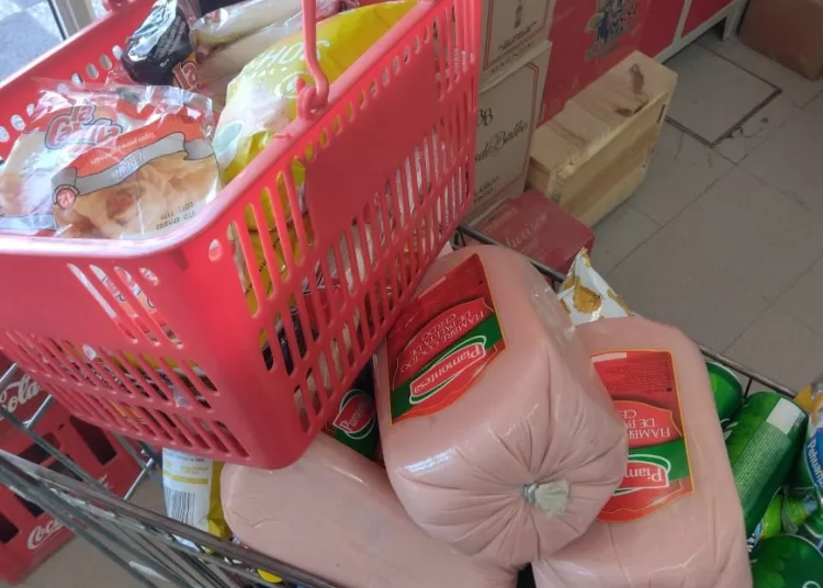 Secuestraron alimentos vencidos de un mismo supermercado por segunda vez en menos de dos meses