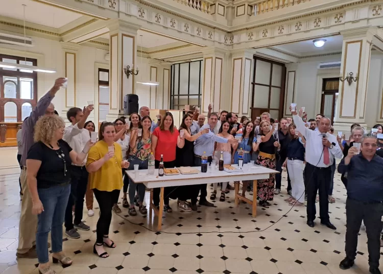 «Nos vendría bien que el salario inicial arranque en los $150 mil», deslizan en el gremio municipal tras convocatoria provincial