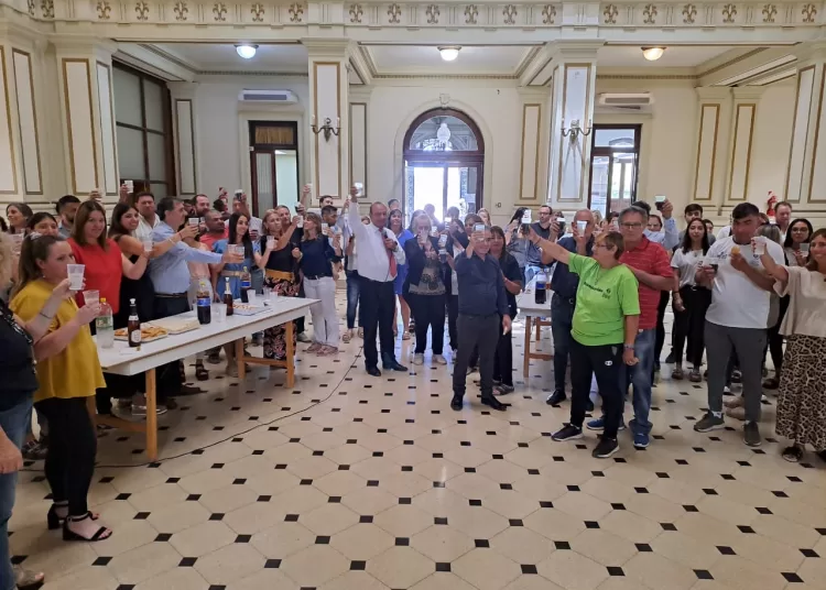 El Gobierno provincial buscará jerarquizar el salario municipal