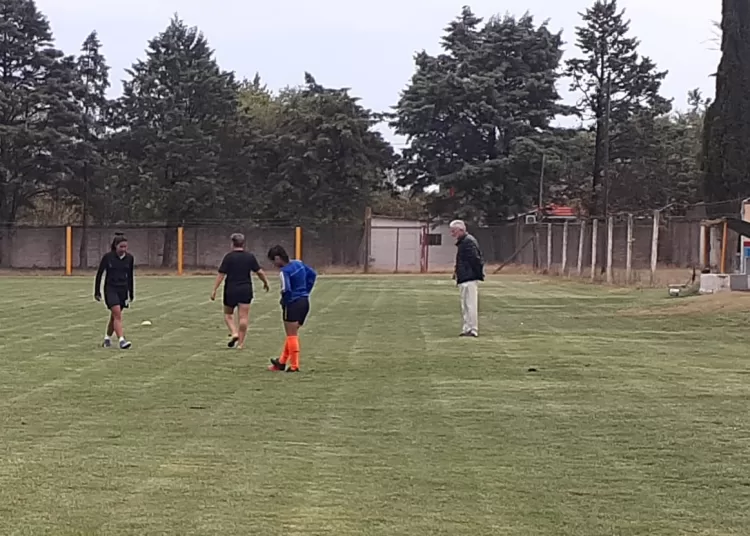 La Selección femenina entrenó en Colegiales pensando en el cruce frente a Tandil