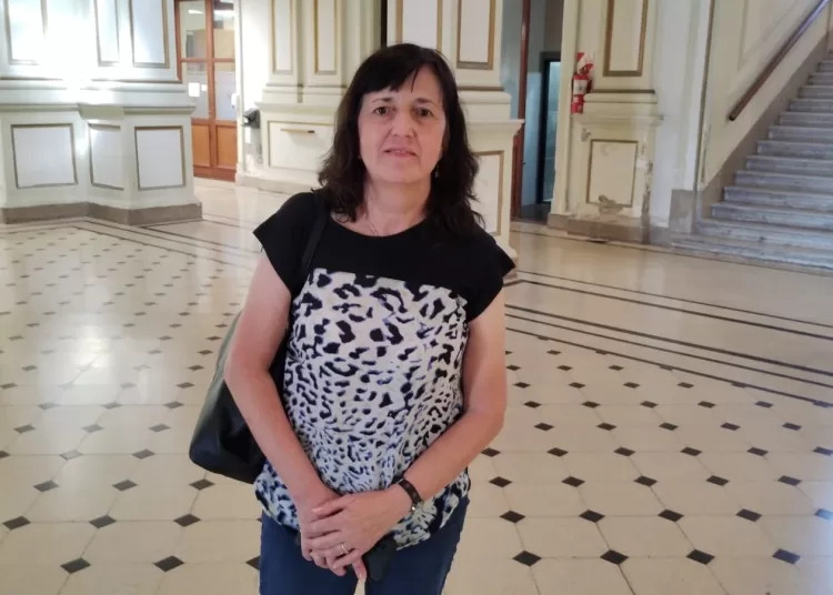 «Borrar una fecha de vencimiento y poner otra es un fraude», advierten en Bromatología
